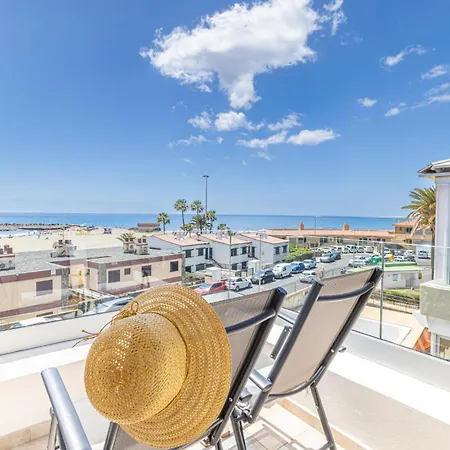 Atico Burras Playa Apartment
