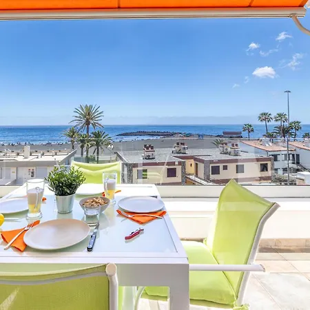 Atico Burras Playa Apartment
