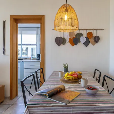 Atico Burras Playa Apartment